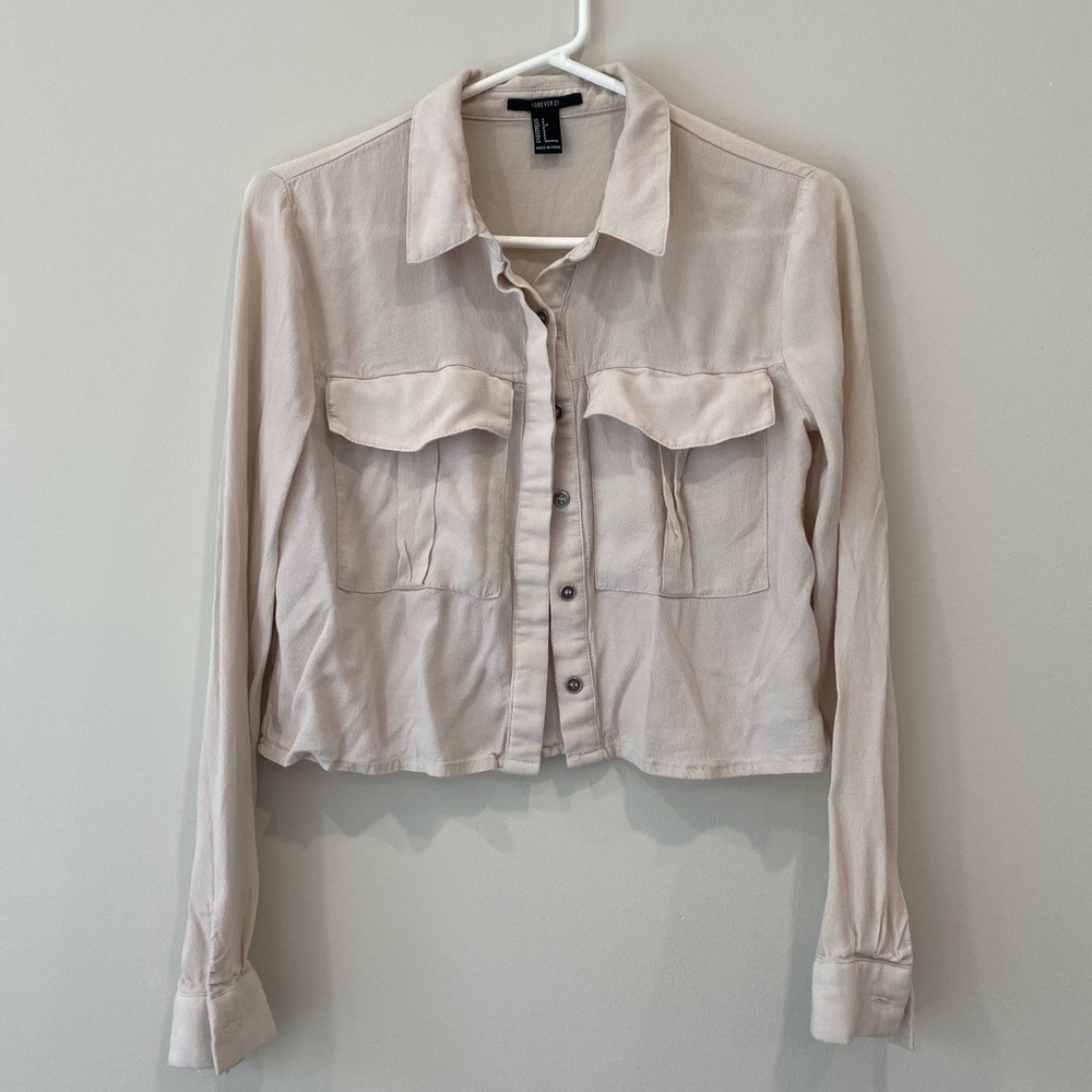 💜3 for $30 Beige Utility crop top